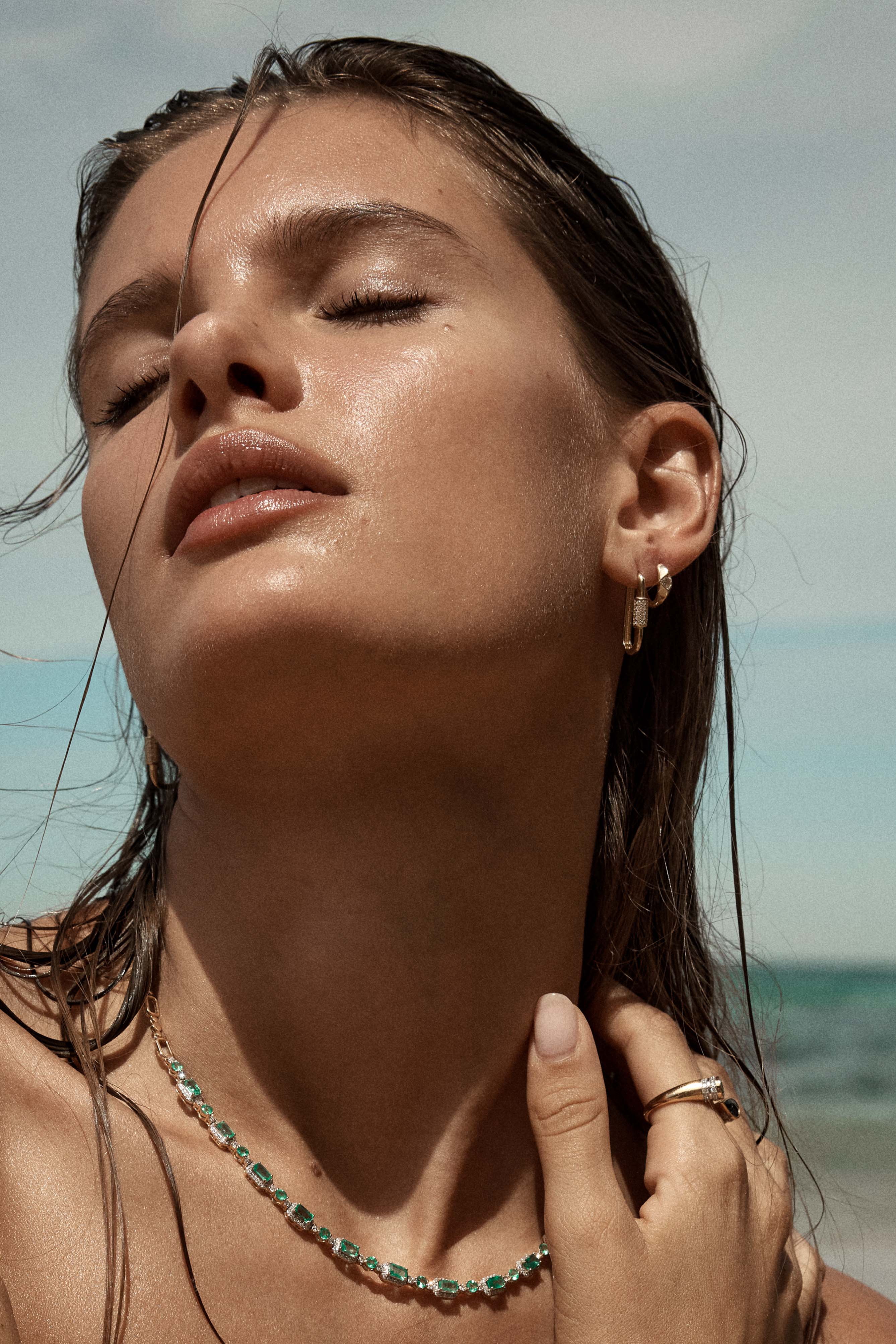 Fancy Paperclip Huggies in 9ct Solid Gold