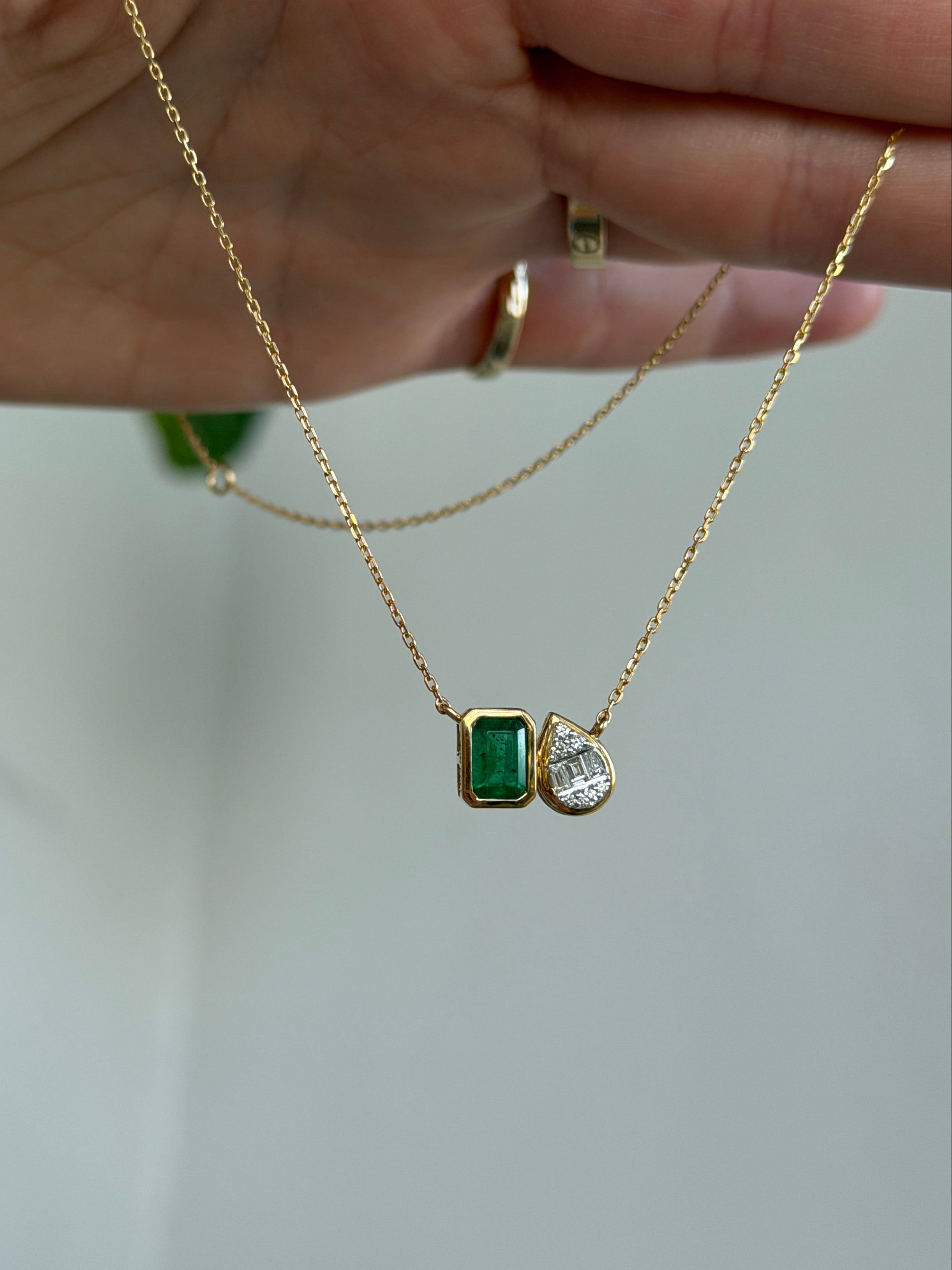 Zambian Emerald Diamond Necklace 18K Gold | The Duet