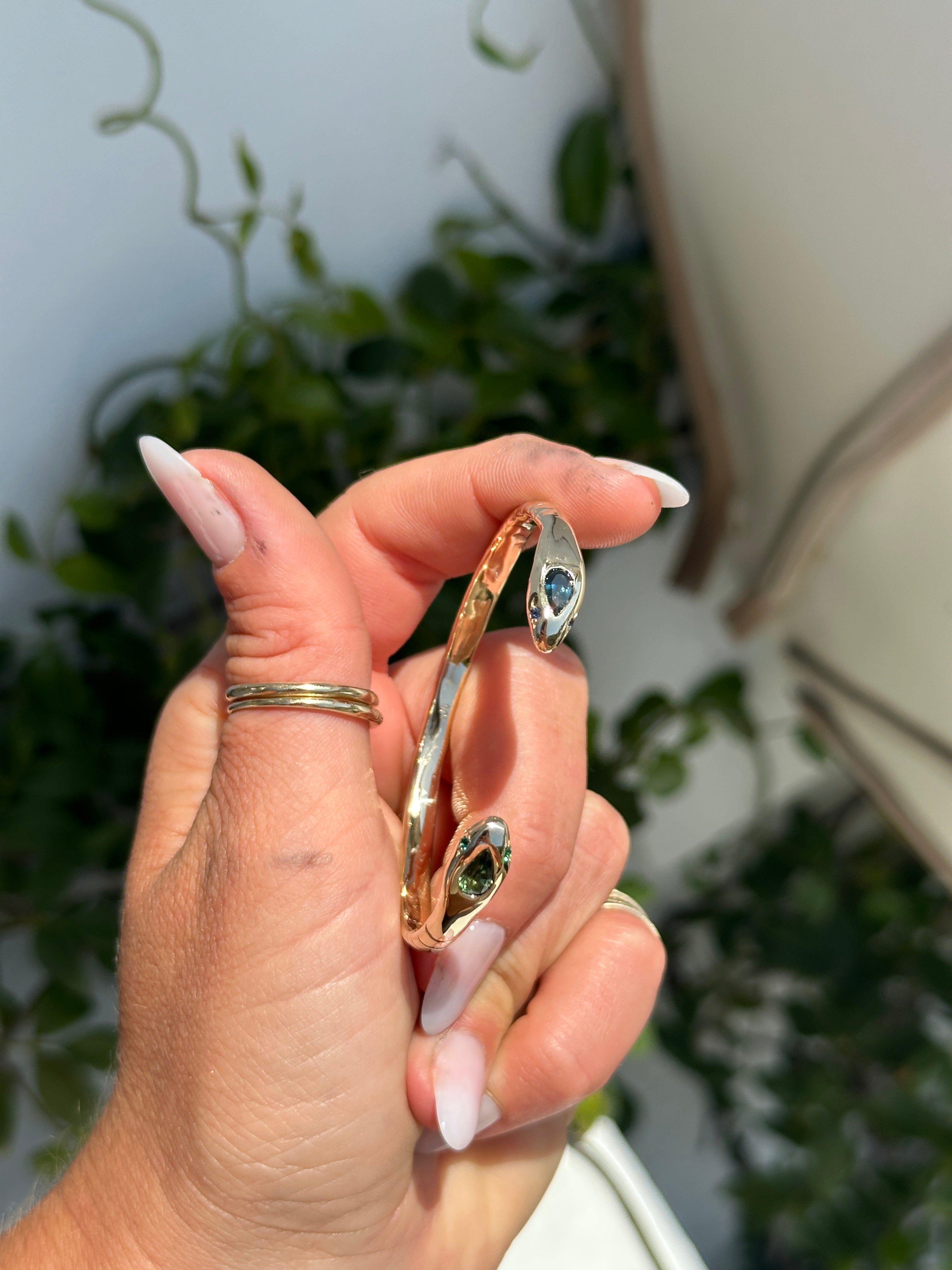 Engagement Rings & Custom Design