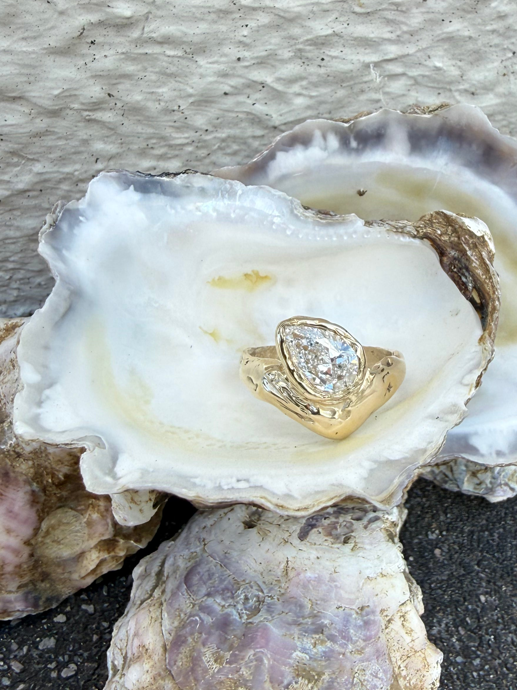 Oyster Heirloom Ring - 1ct Pear Diamond