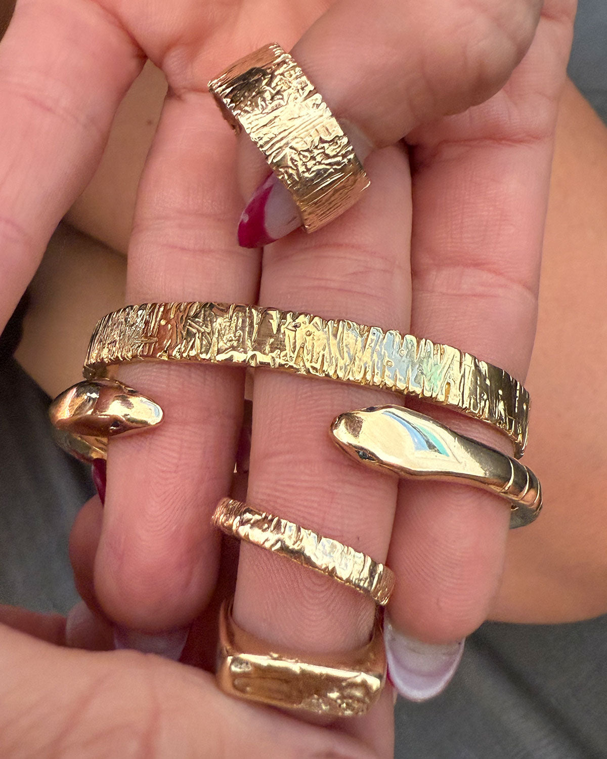 Papyrus Solid Gold Cuff