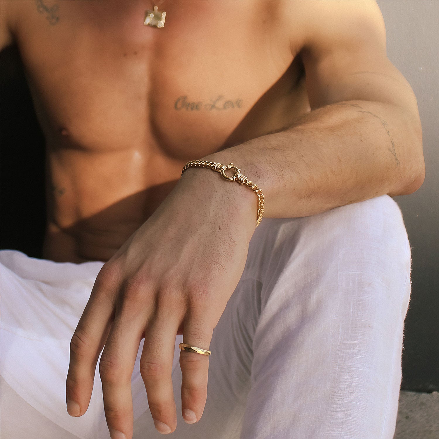 The Heirloom Curbed Bracelet