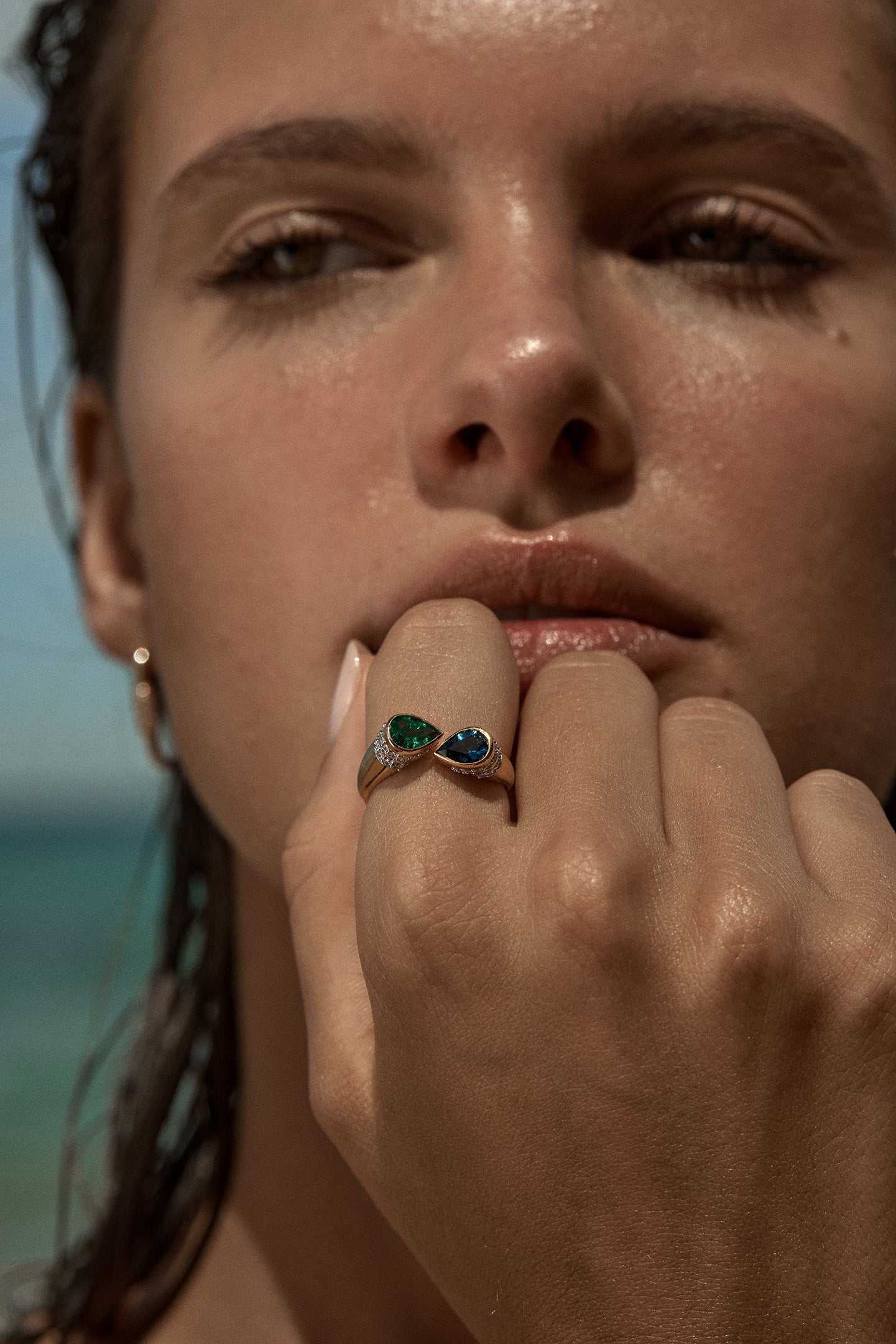 Emerald & Sapphire Ring 18k Gold | The Odyssey Ring