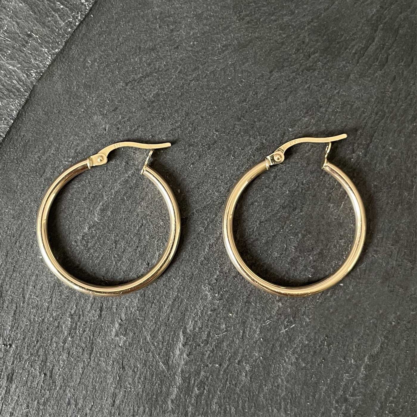 Solid Gold Hoops Thin - 20mm