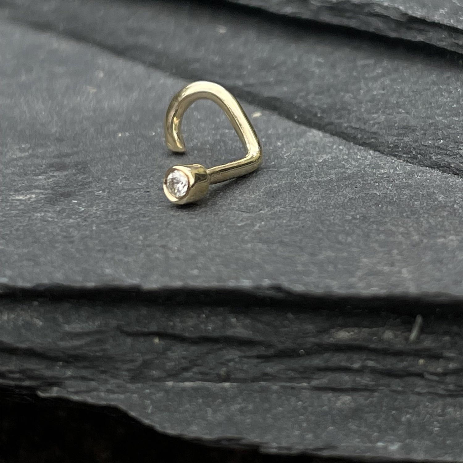 9ct gold Diamond nose stud