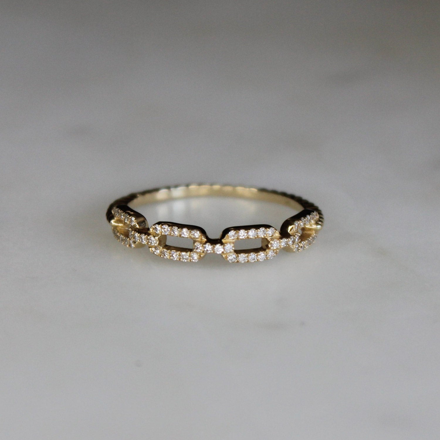 Diamond Pavé Links Ring