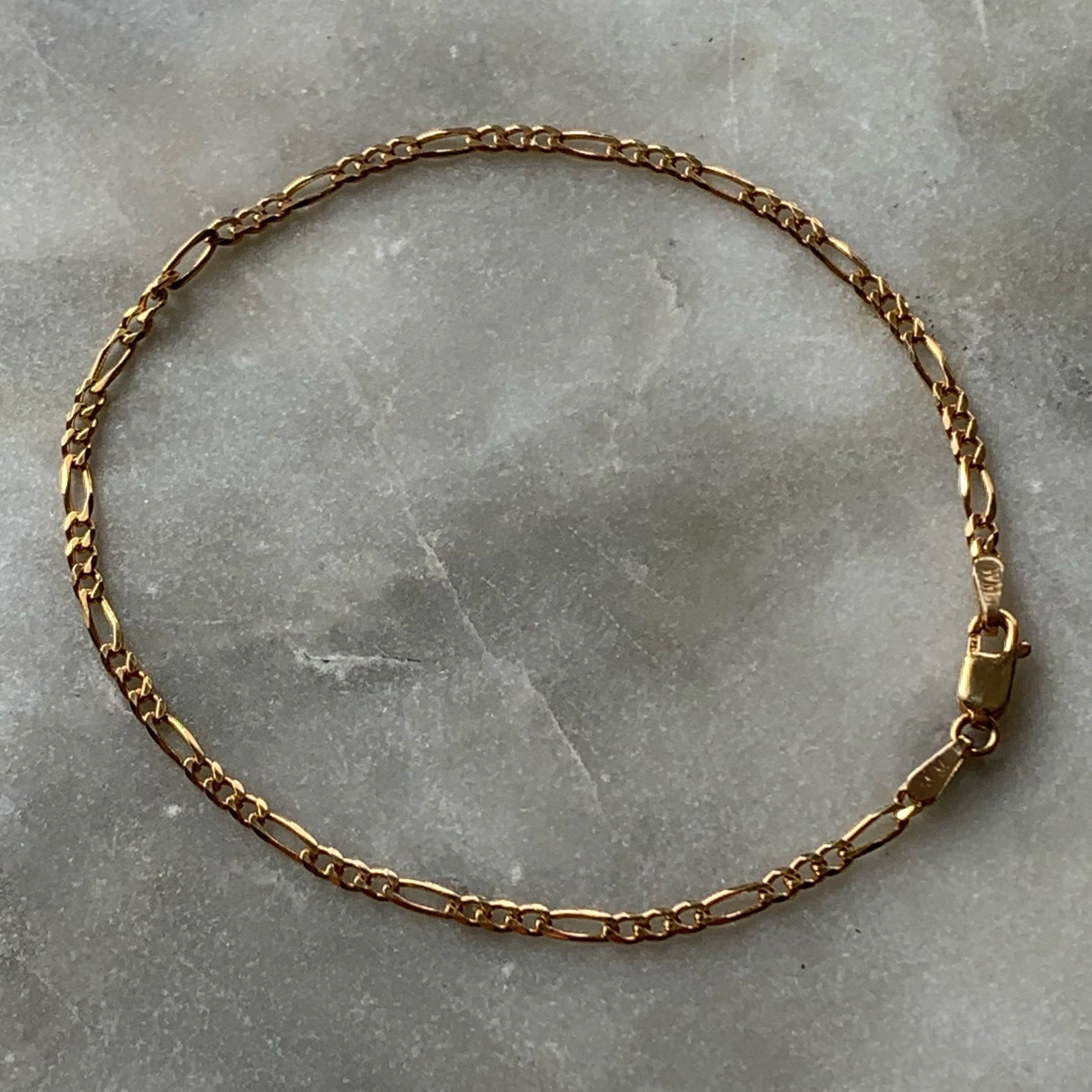 Dainty Figaro Bracelet