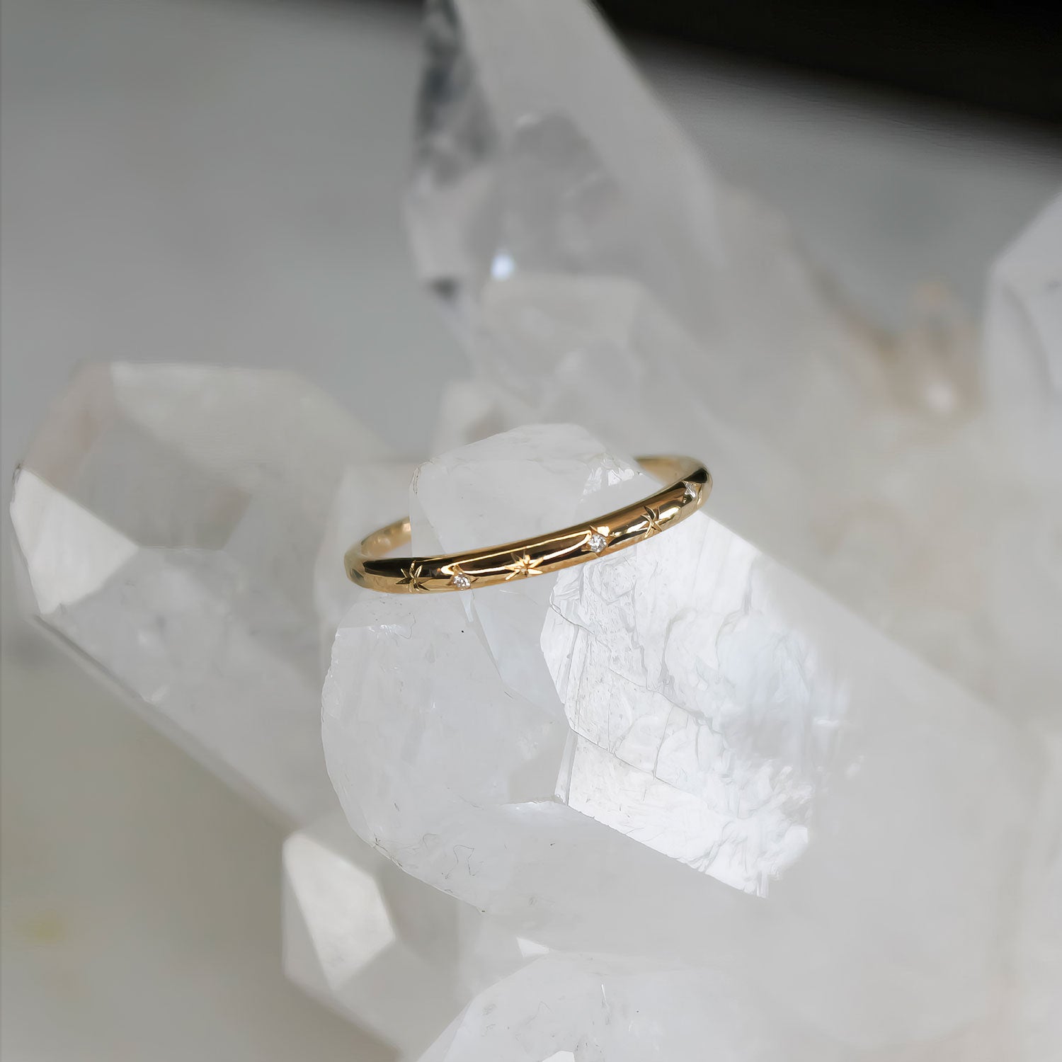 Solid 9ct Gold Diamond Star Ring Thin