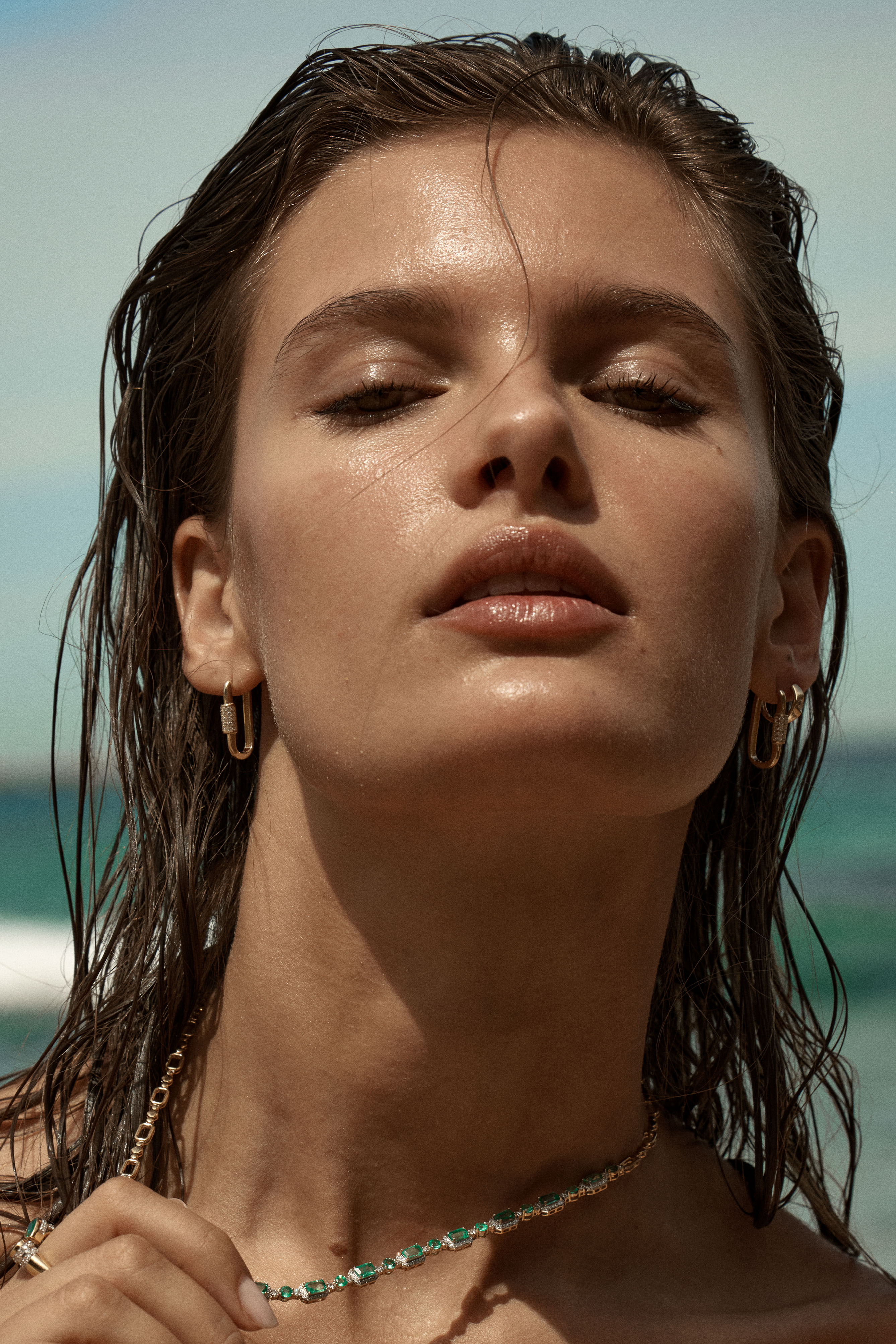 Fancy Paperclip Huggies in 9ct Solid Gold