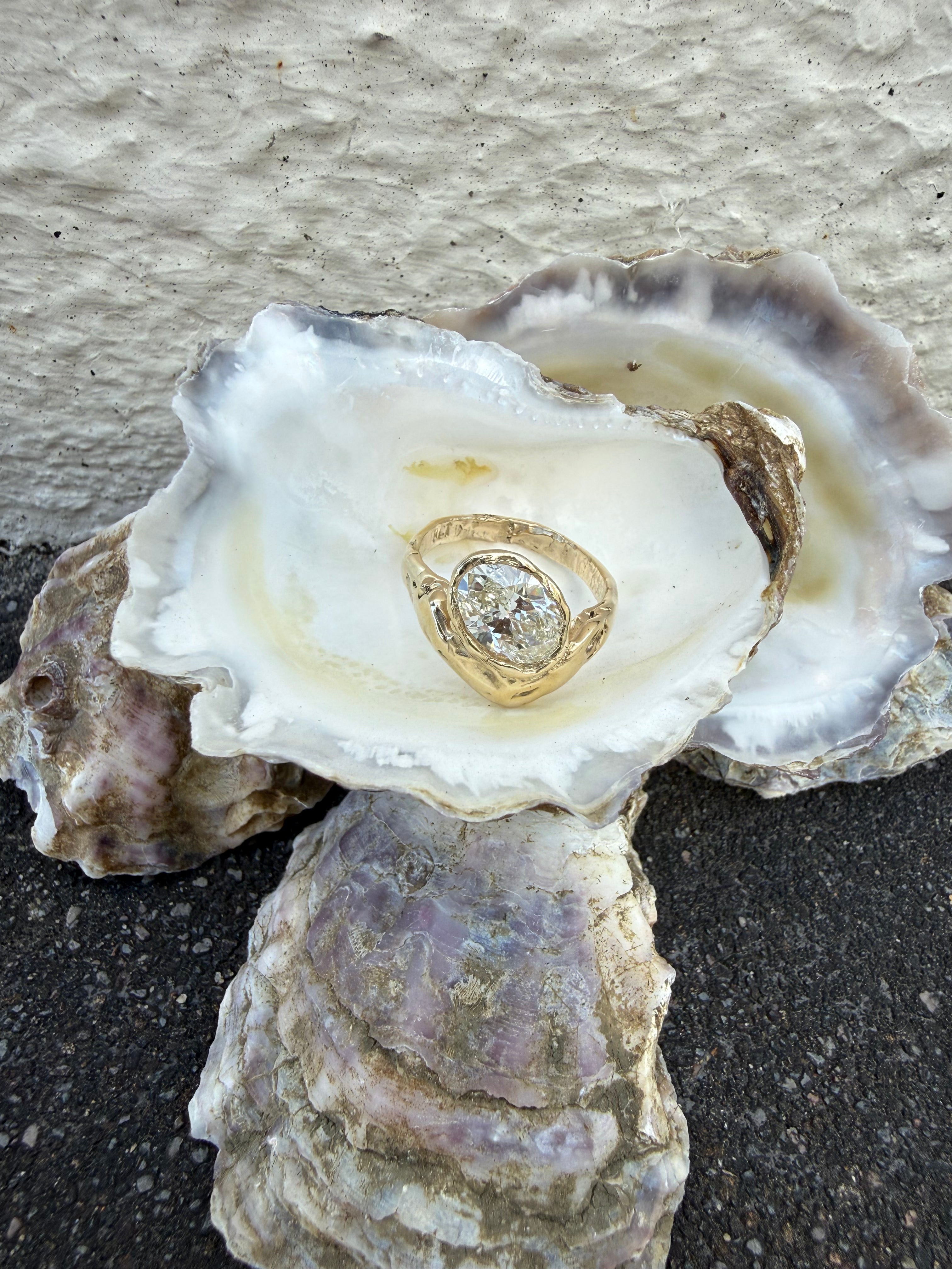 Oyster Heirloom Ring - 1.5ct Oval Diamond